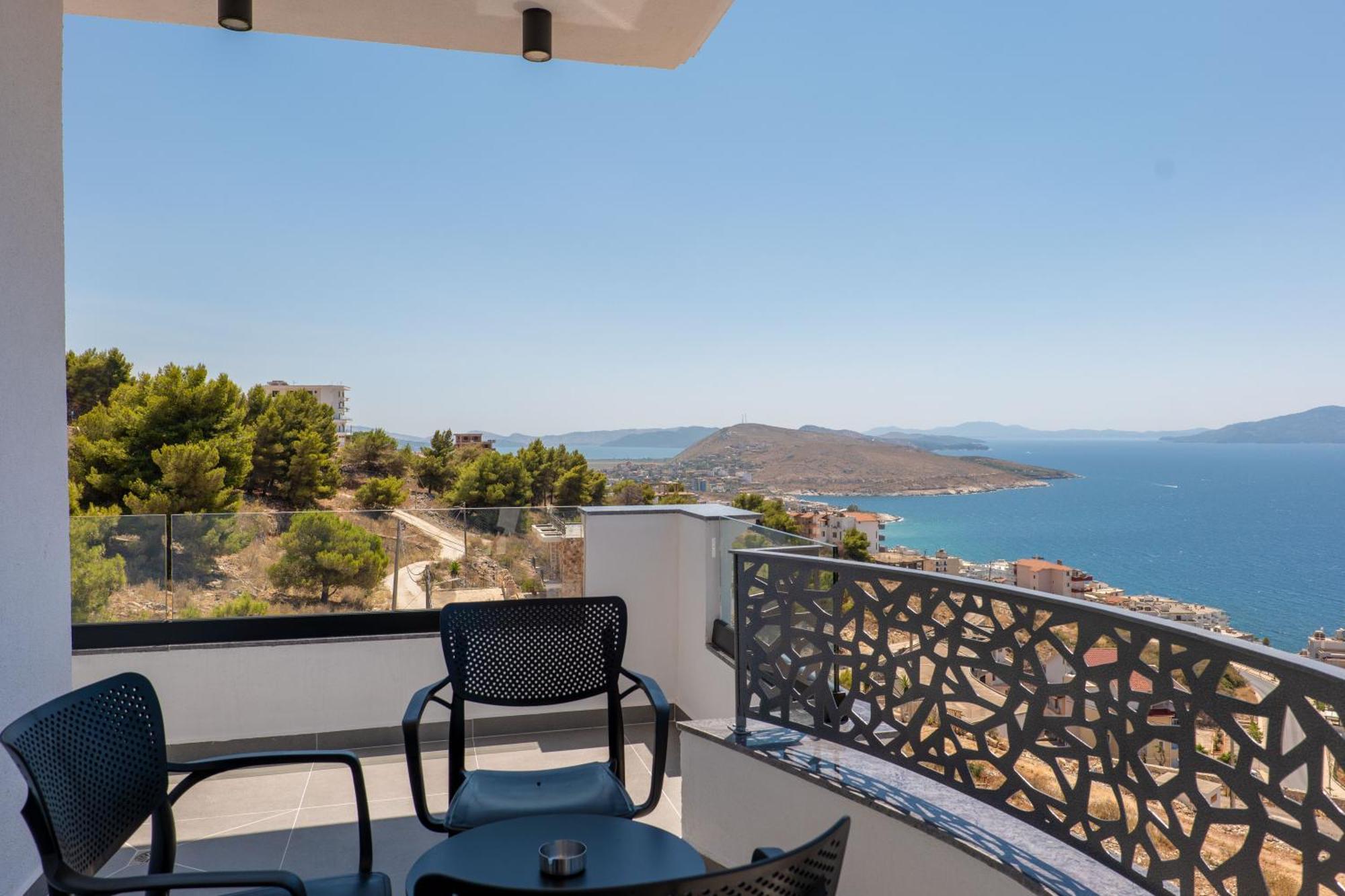 Arrei Hotel Sarandë Exterior foto